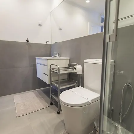 Lovelystay - Downtown Magnificent Flat *